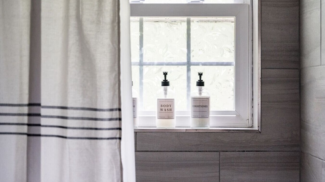 Photo of Bathroom in Peakland