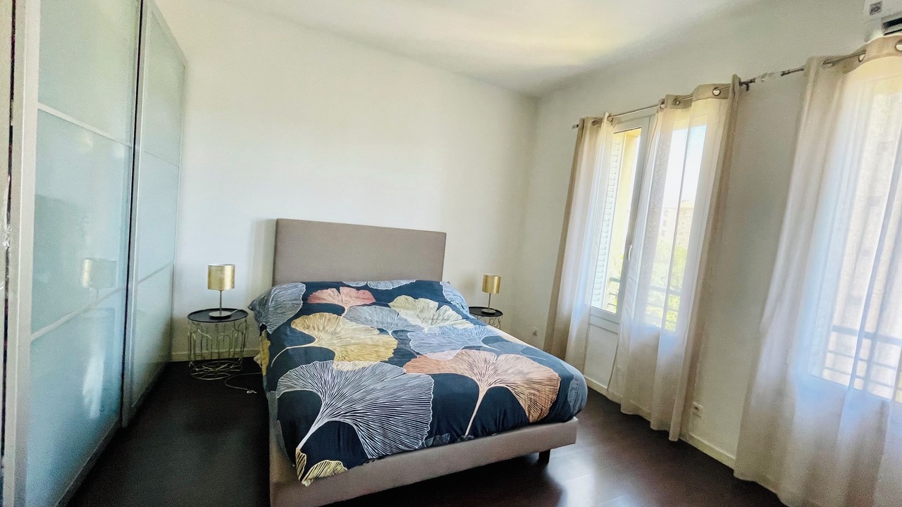 Photo of Bedroom in Chanot - Stade Velodrome