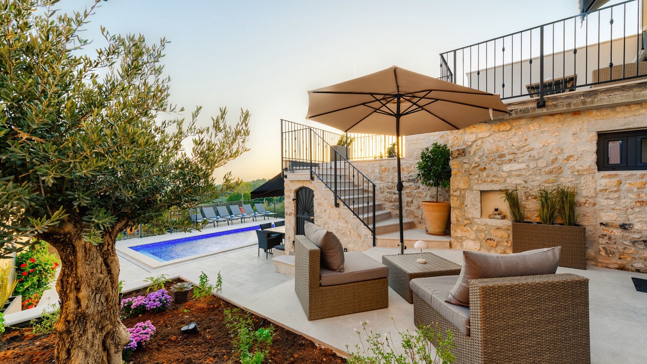 Photo of Patio Balcony in Mugeba