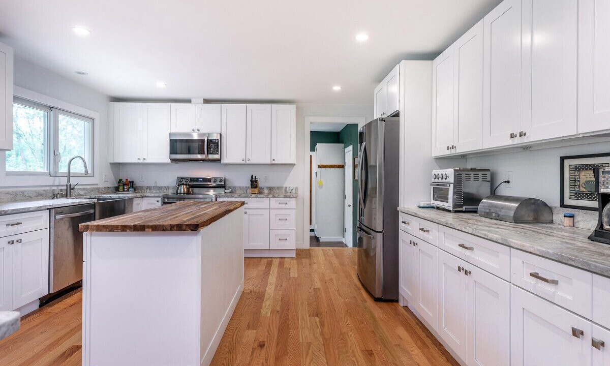 Photo of Kitchen in Warren