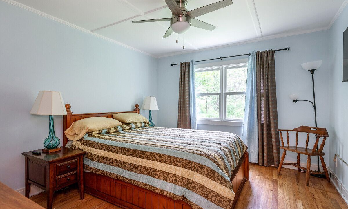Photo of Bedroom in Warren