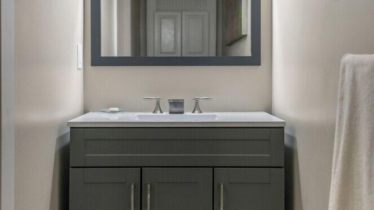 Photo of Bathroom in Warren