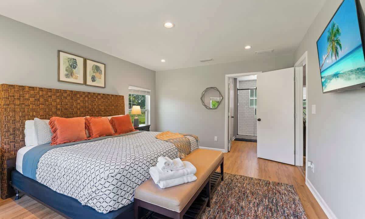 Photo of Bedroom in Lakewood