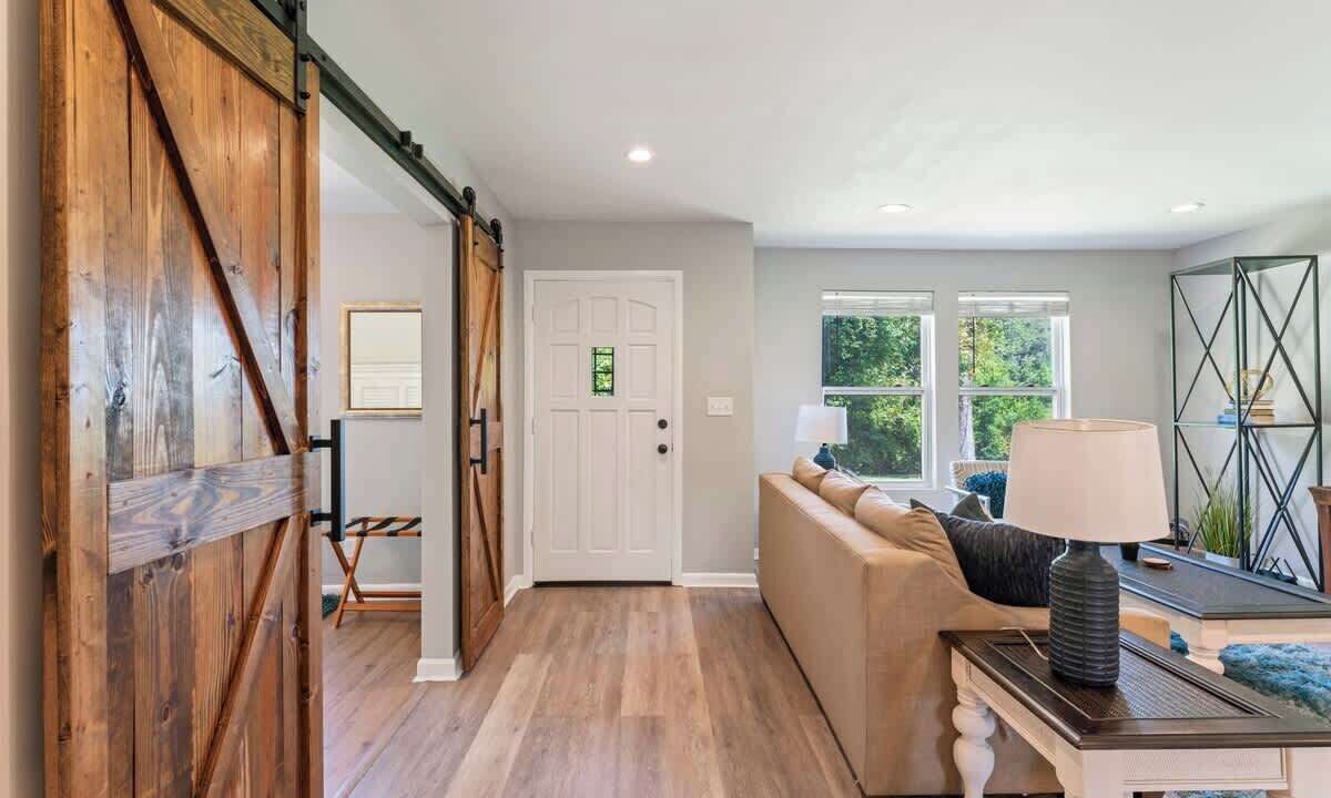 Photo of Livingroom in Lakewood