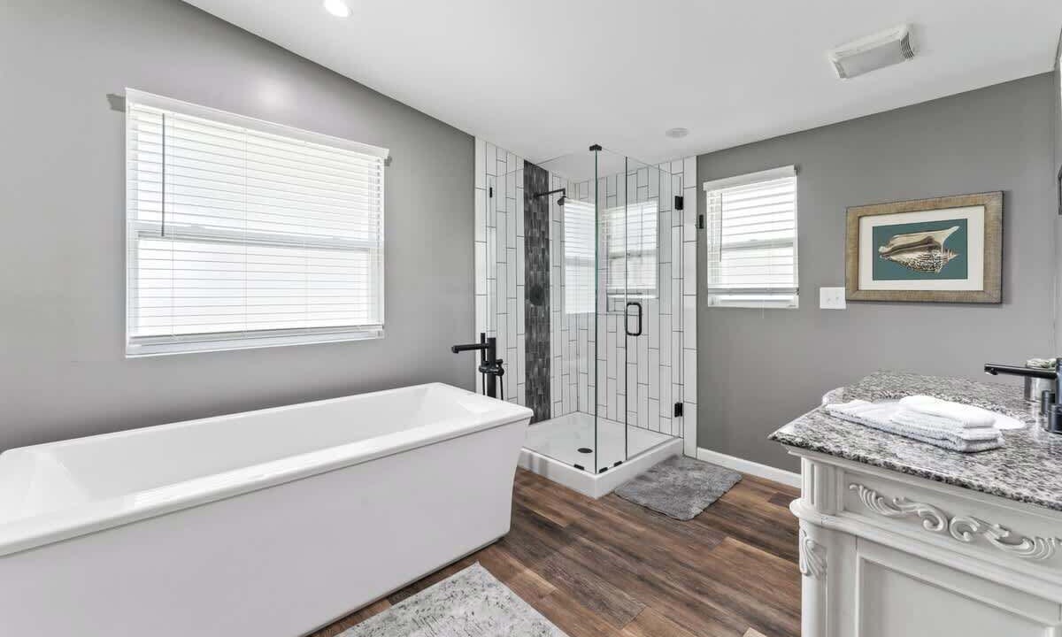 Photo of Bathroom in Lakewood