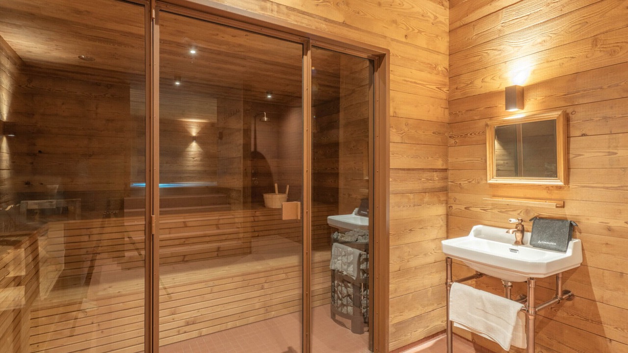 Photo of Others in Cognet