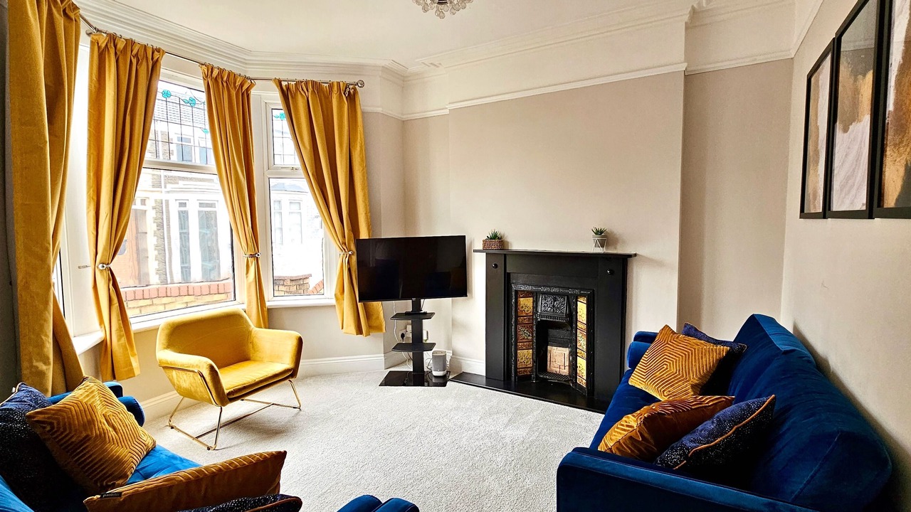 Photo of Livingroom in Splott