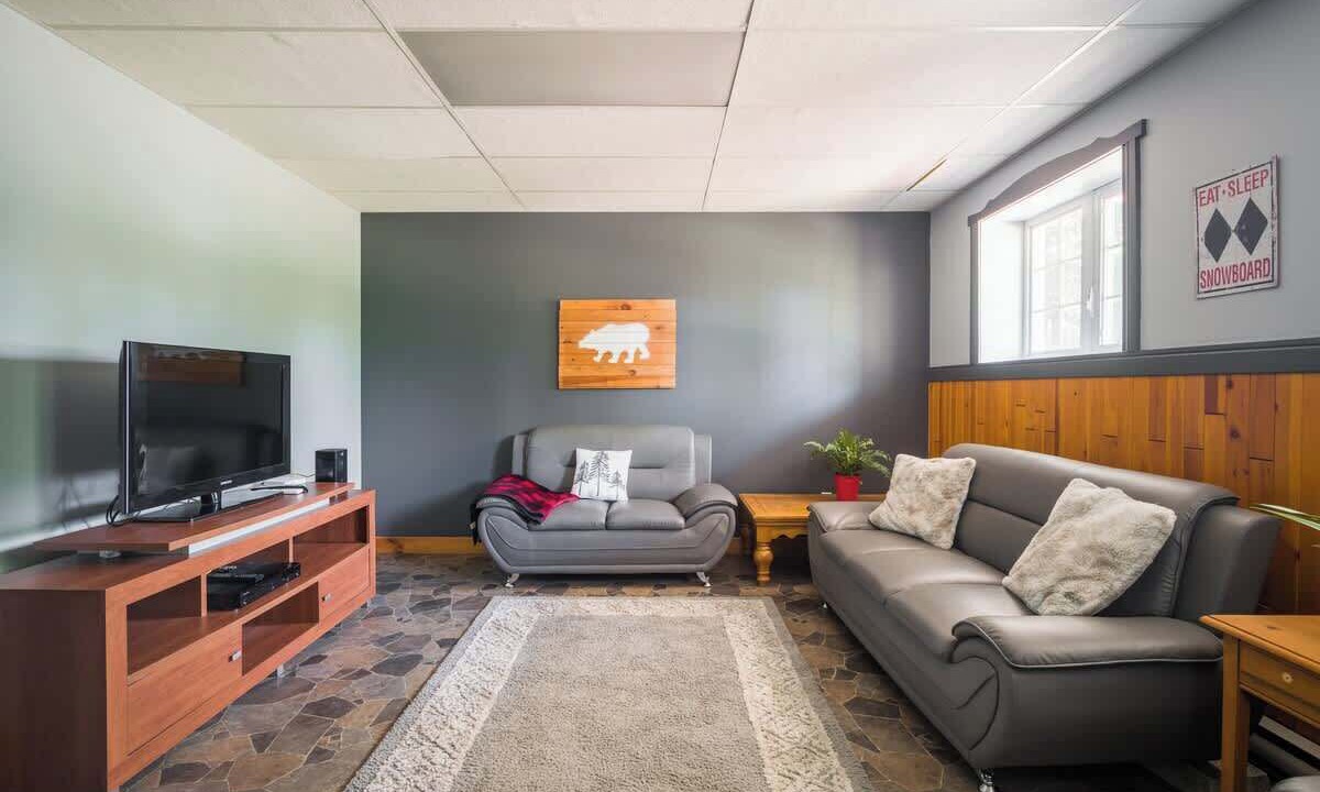 Photo of Bedroom in St-Adolphe-d'Howard