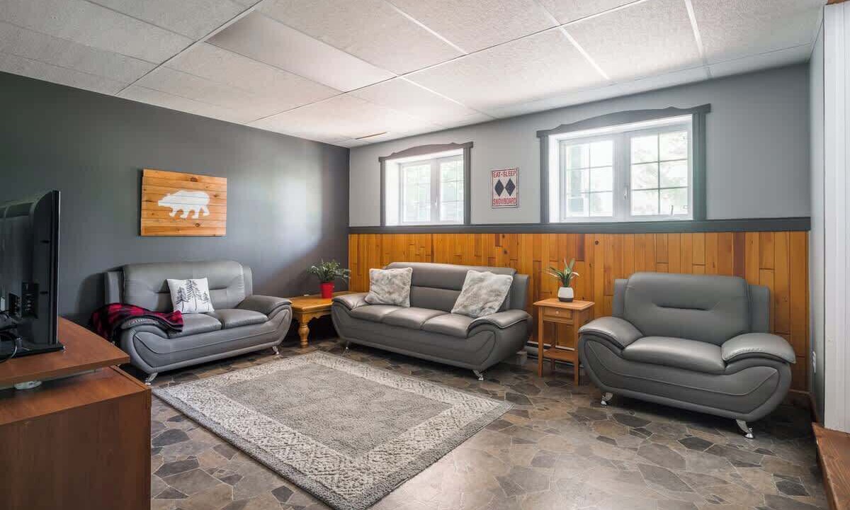 Photo of Bedroom in St-Adolphe-d'Howard