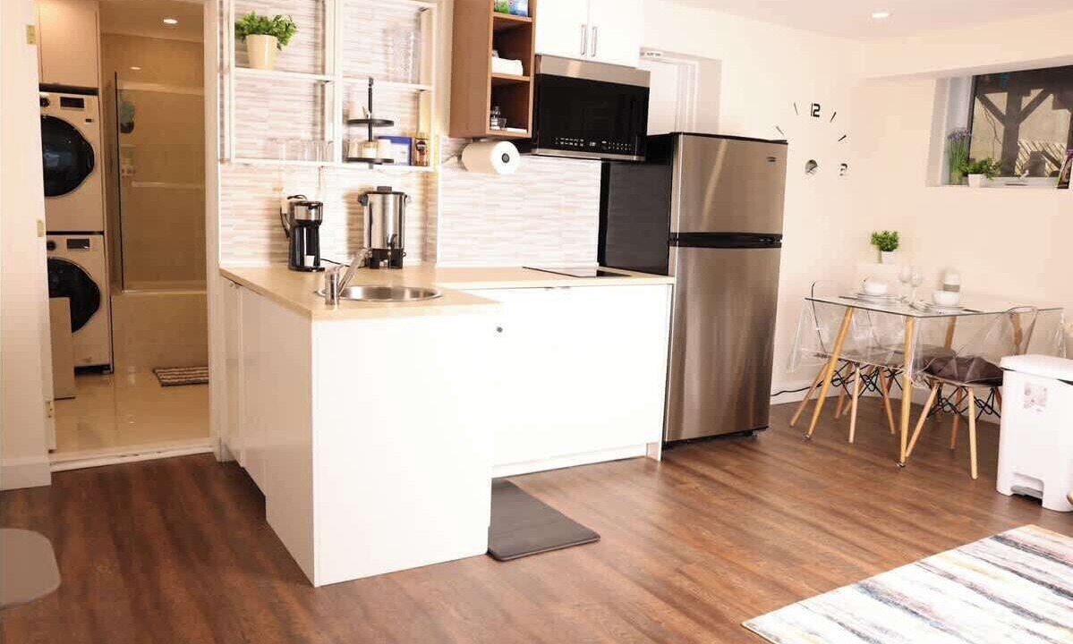 Photo of Kitchen in Cote-Des-Neiges—Notre-Dame-De-Grace