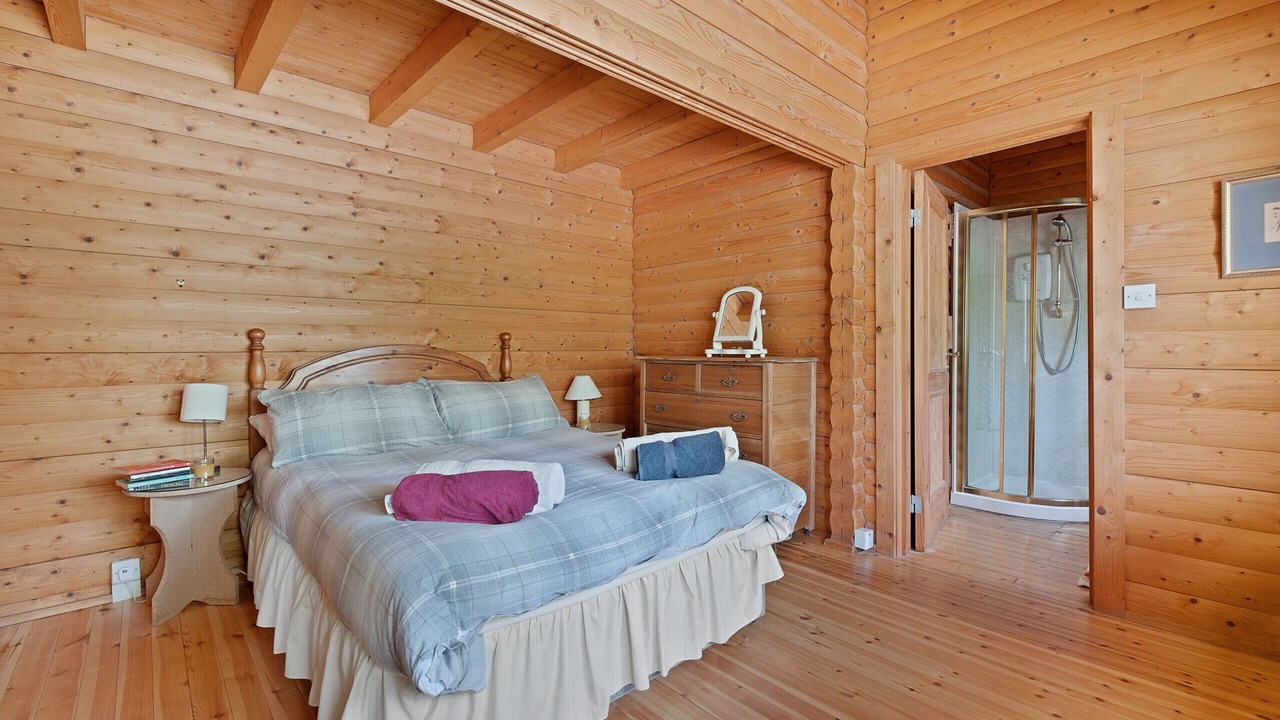 Photo of Bedroom in Torlundy