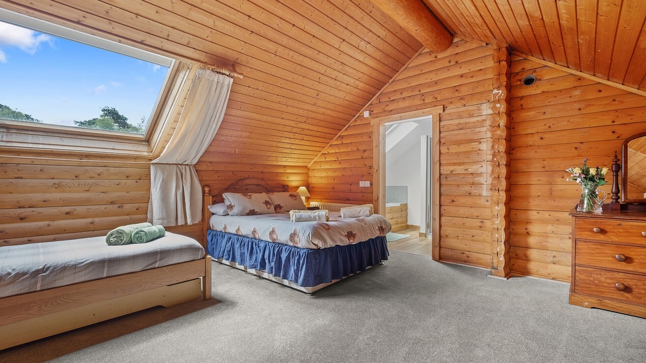 Photo of Bedroom in Torlundy