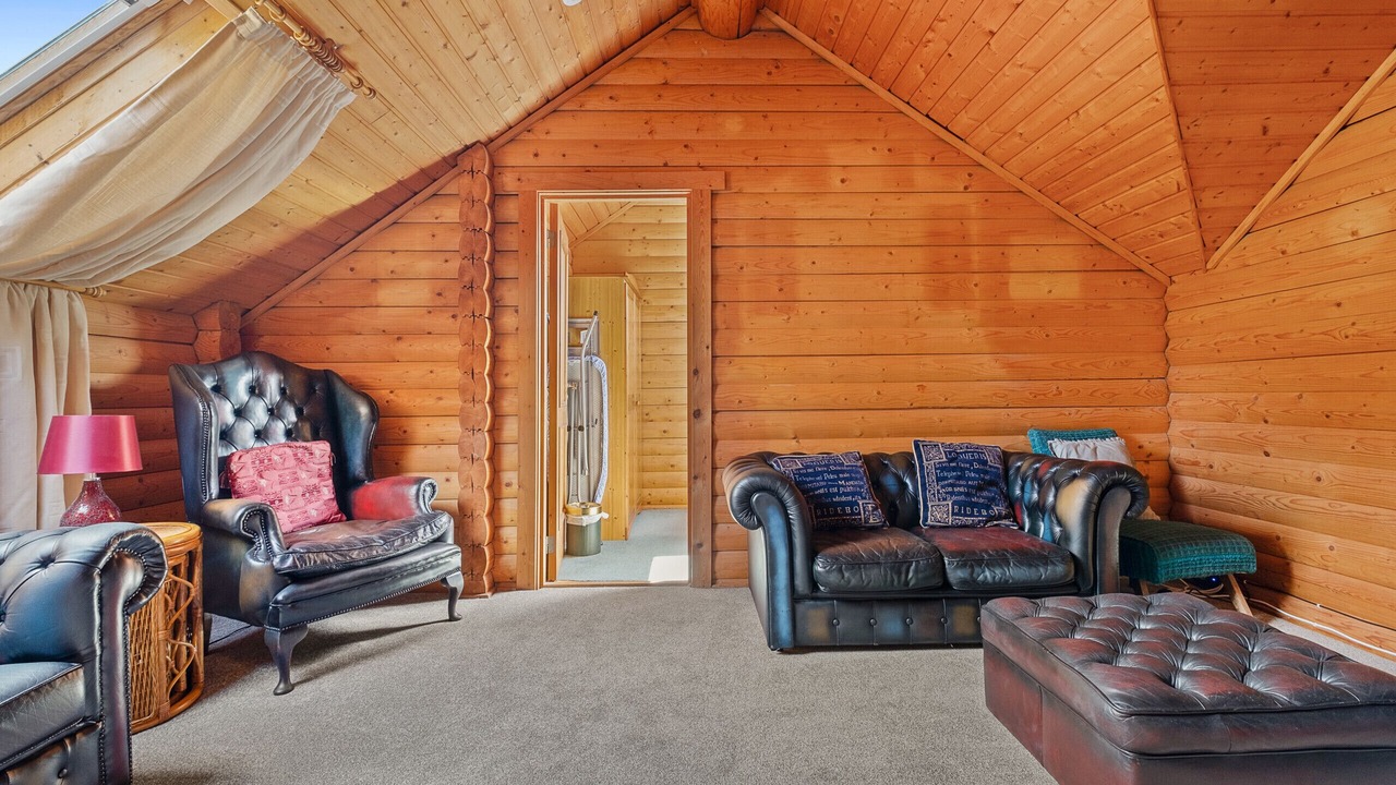 Photo of Others in Torlundy