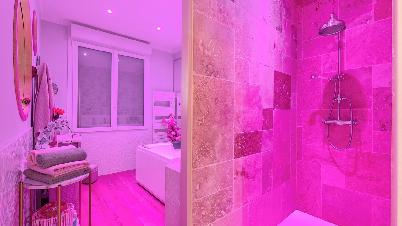 Photo of Bathroom in Calais