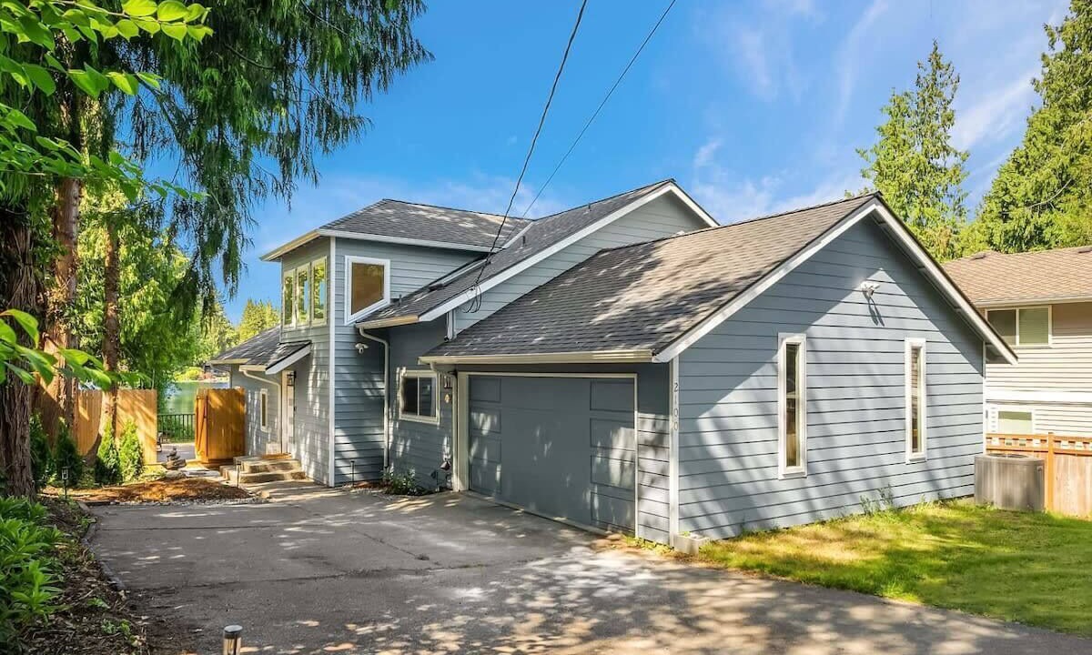 Photo of Others in Haller Lake