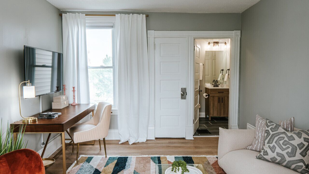 Photo of Livingroom in Oakley