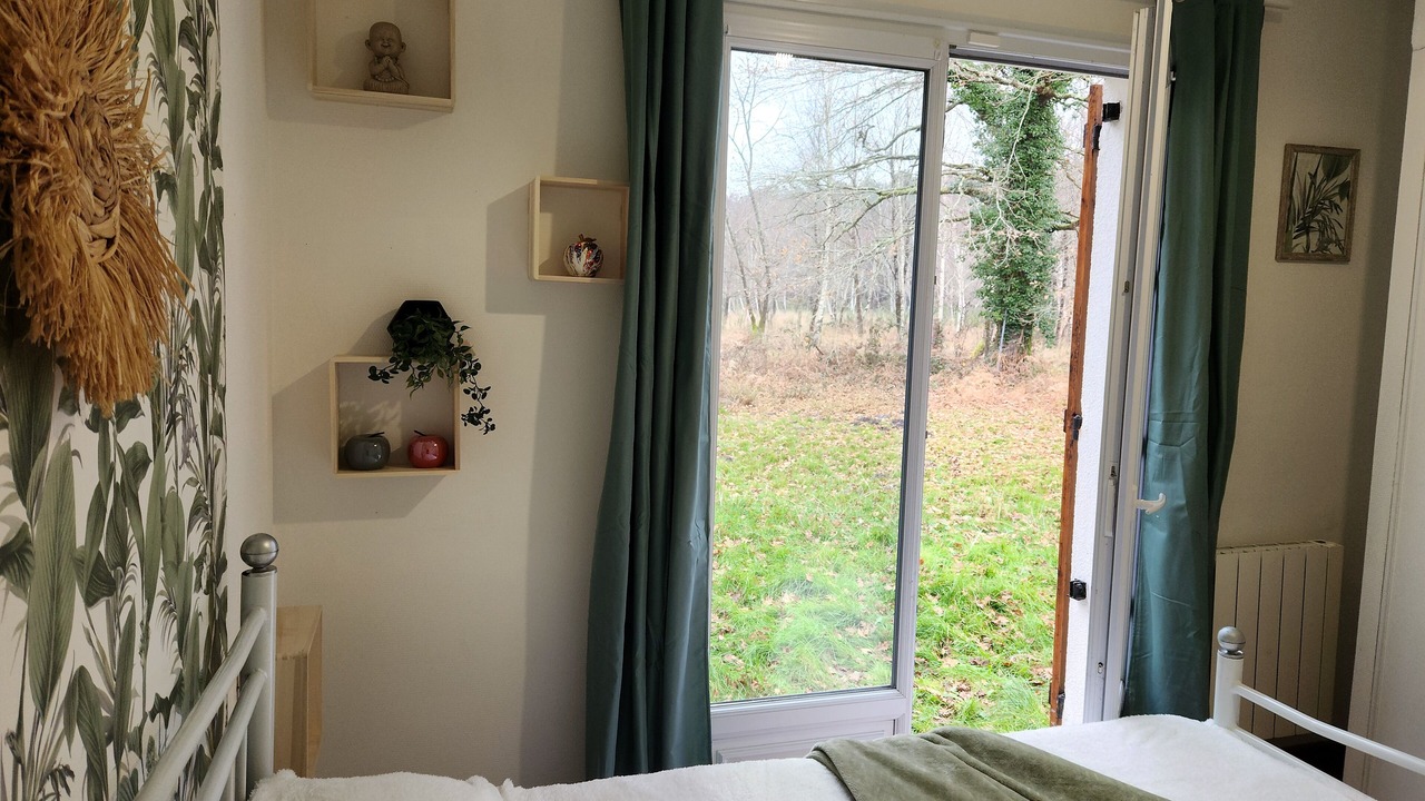 Photo of Bedroom in Saint-Germain-dEsteuil
