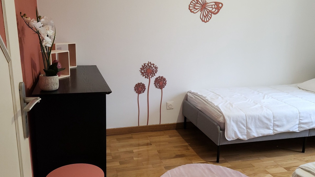 Photo of Bedroom in Saint-Germain-dEsteuil