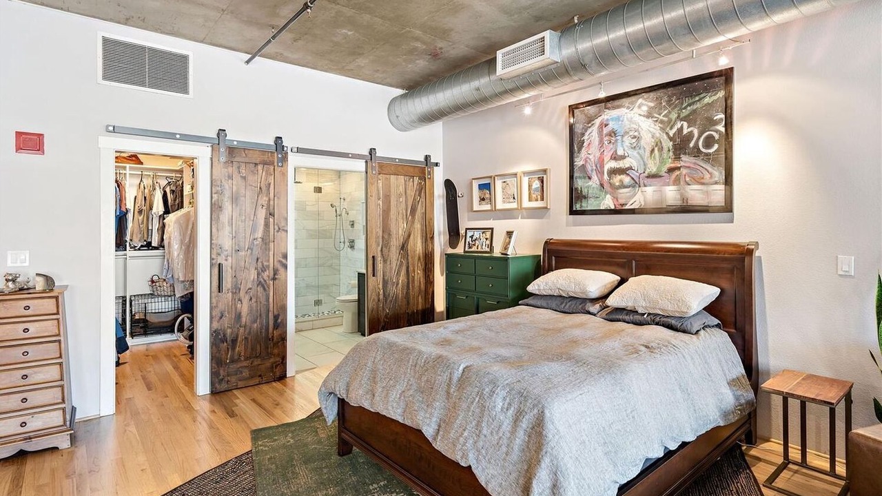 Photo of Bedroom in Addison