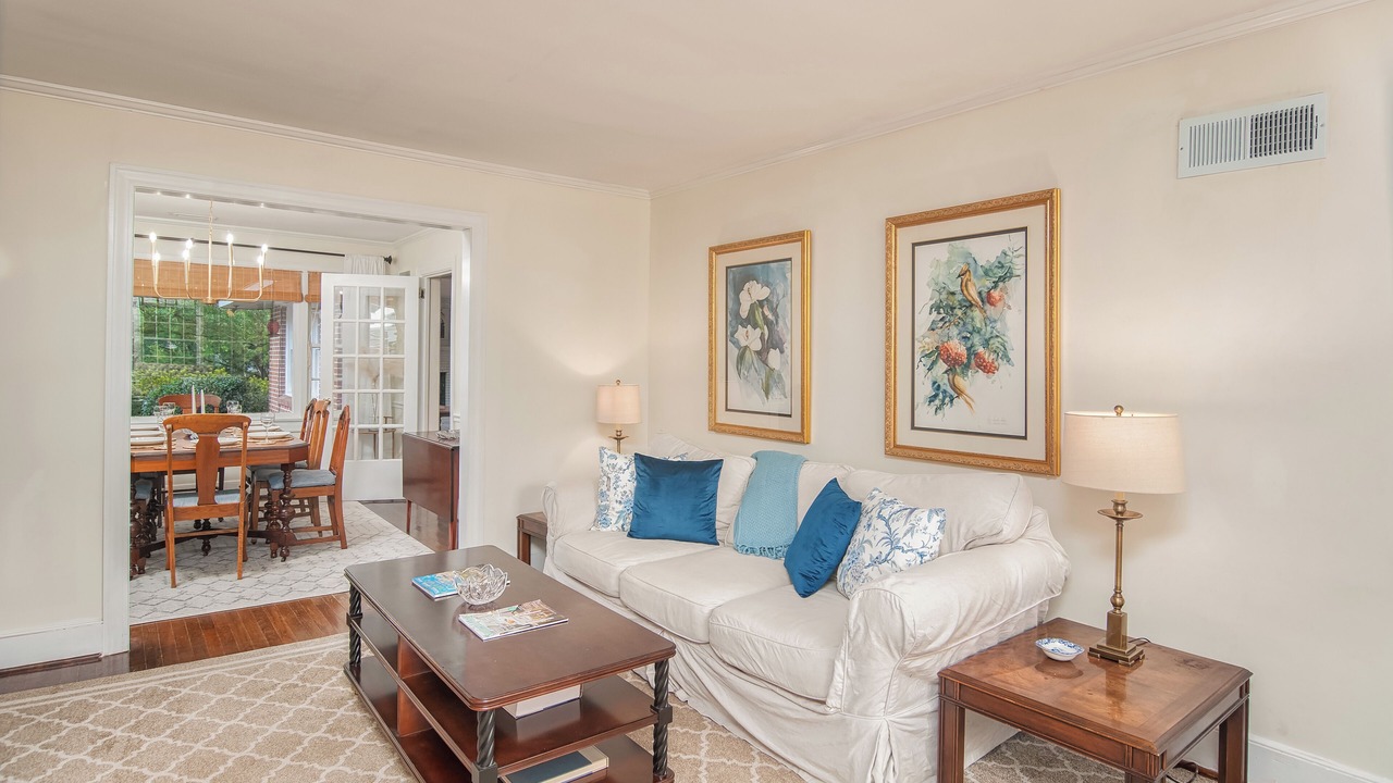 Photo of Livingroom in Georgetown