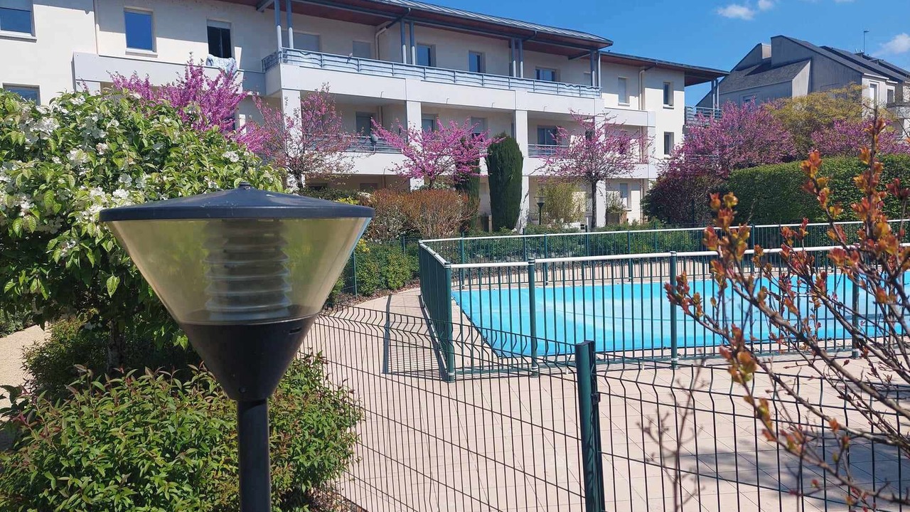 Photo of Outdoor in Tours