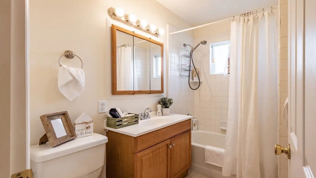 Photo of Bathroom in Ririe