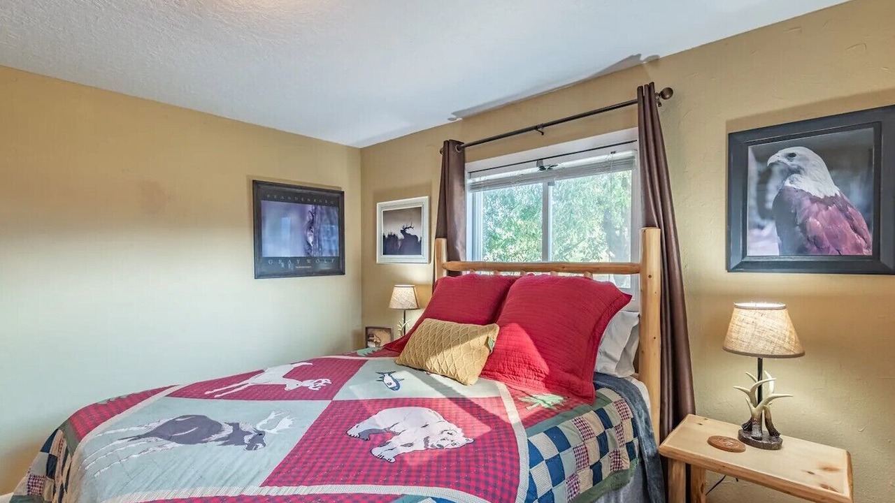 Photo of Bedroom in Ririe