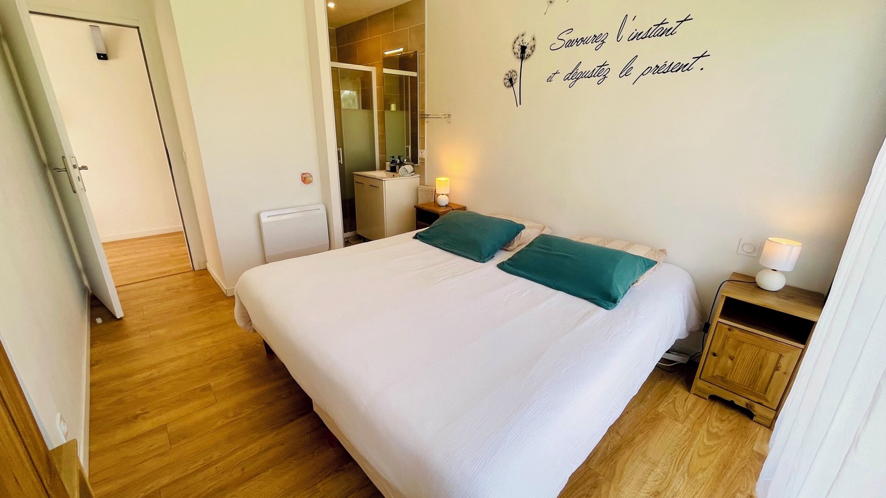Photo of Bedroom in Saint-Reverend