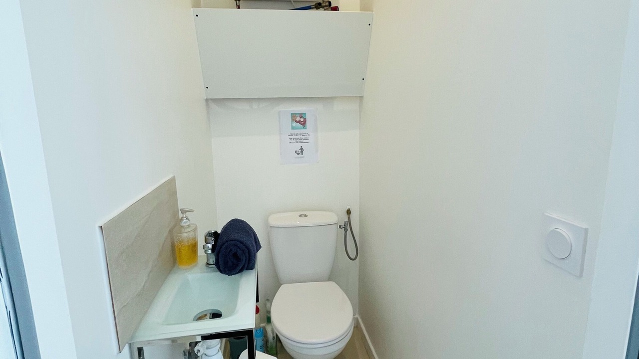 Photo of Bathroom in Saint-Reverend