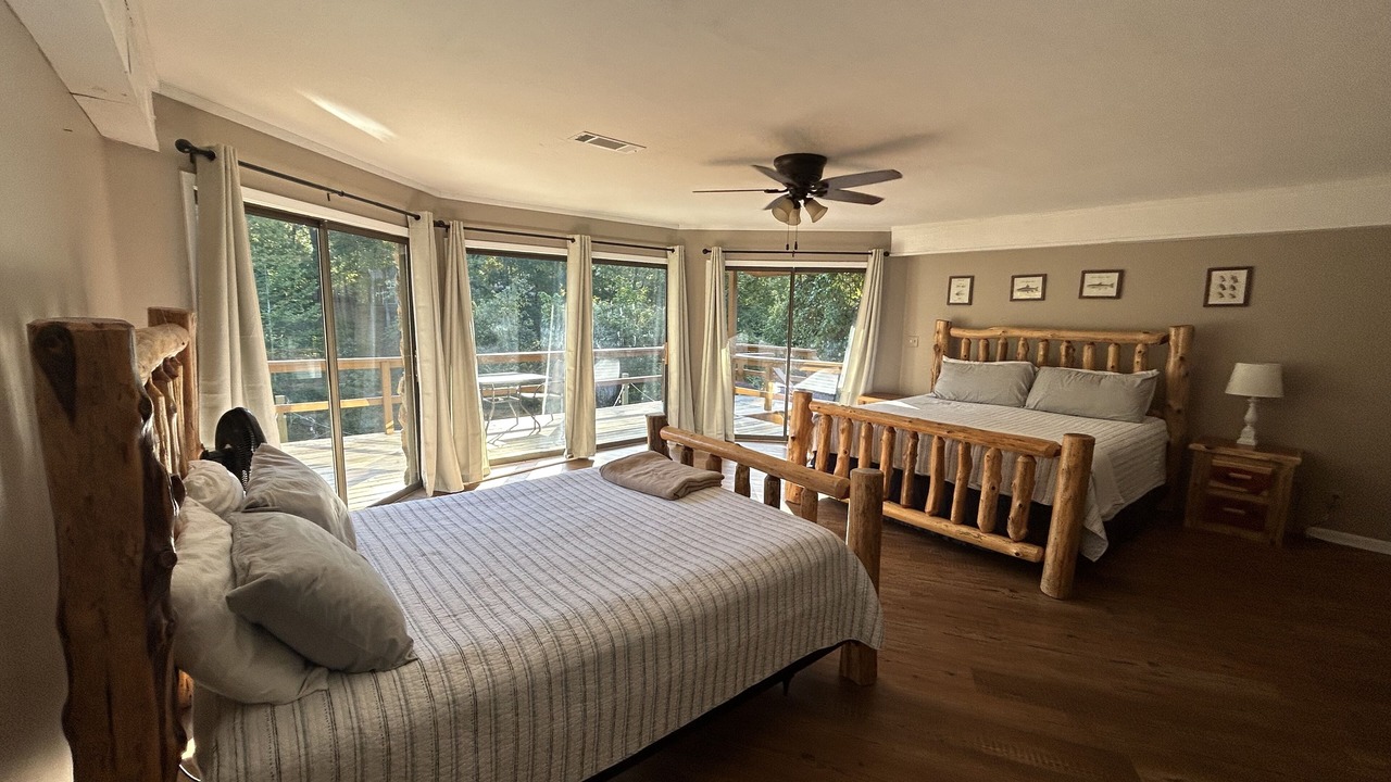 Photo of Bedroom in Pangburn