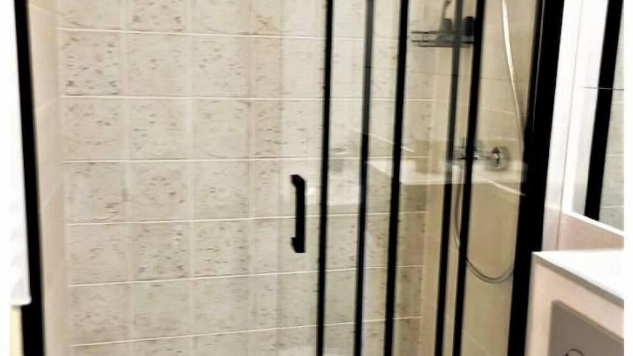 Photo of Bathroom in La Chapelle la Reine