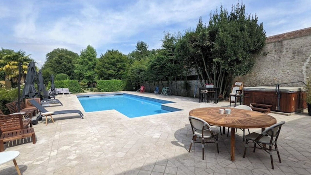 Photo of Outdoor in La Chapelle la Reine