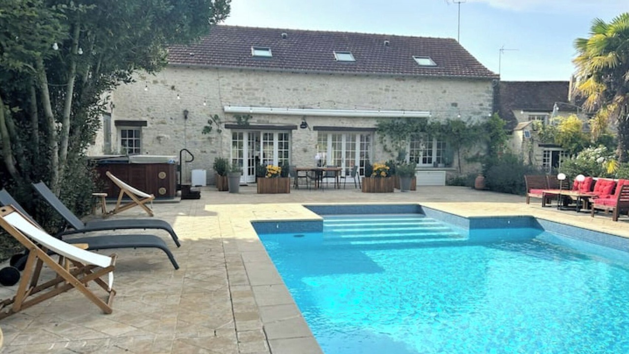 Photo of Outdoor in La Chapelle la Reine