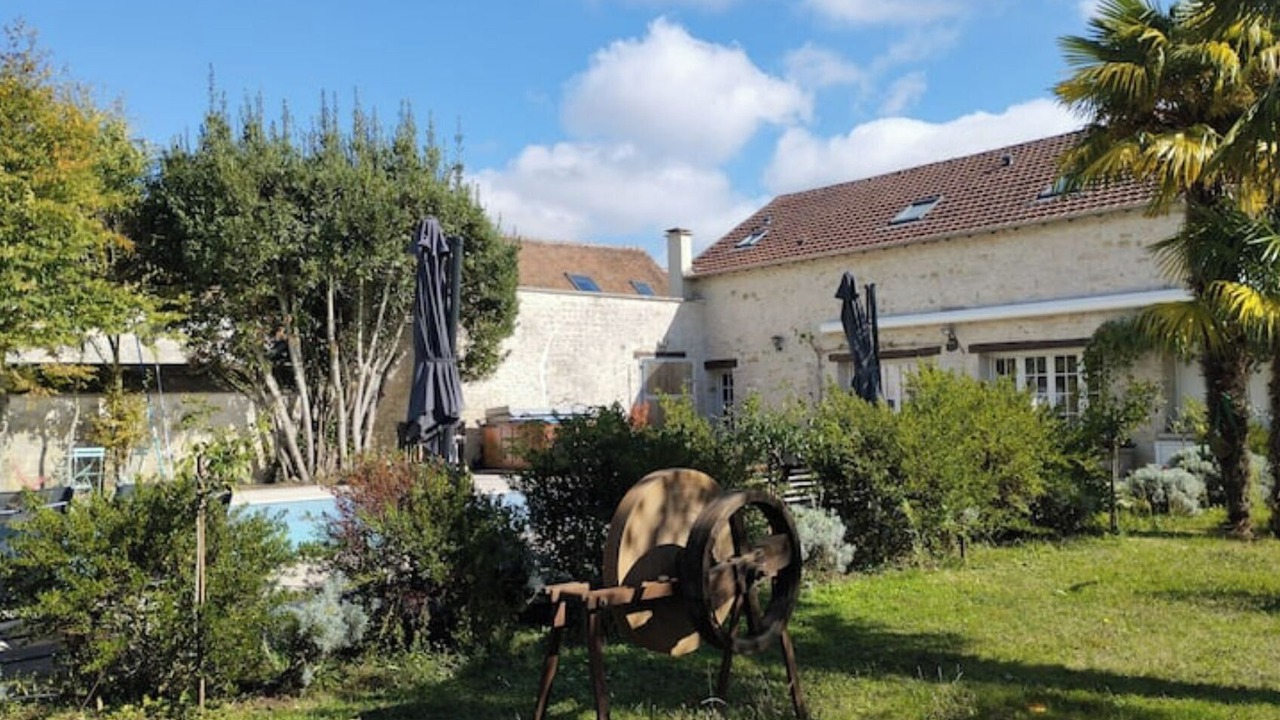 Photo of Outdoor in La Chapelle la Reine