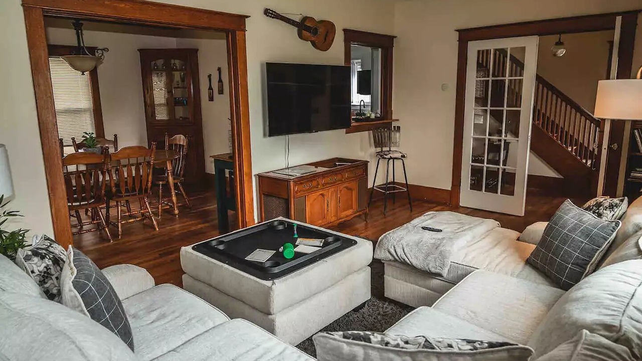 Photo of Livingroom in Town of Benton
