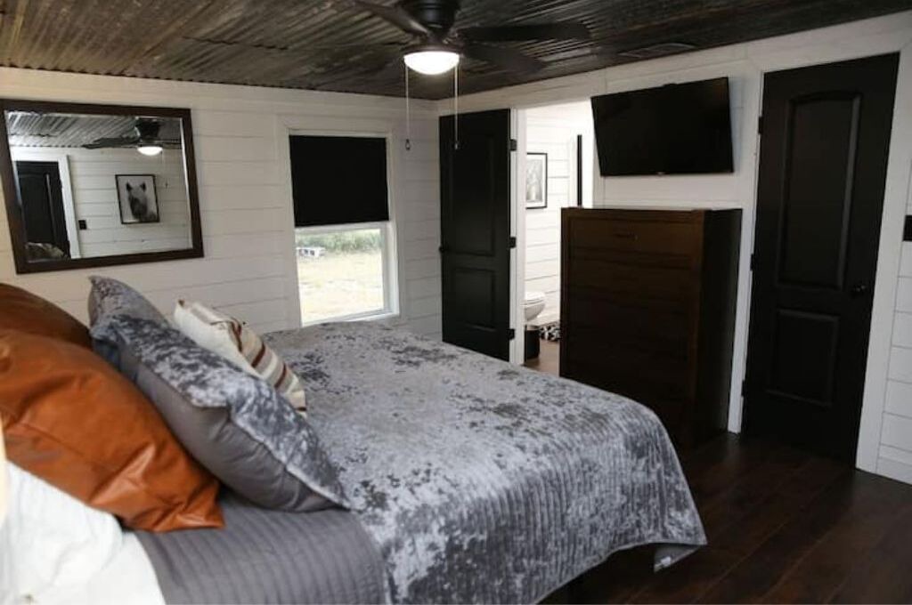 Photo of Bedroom in Palestine