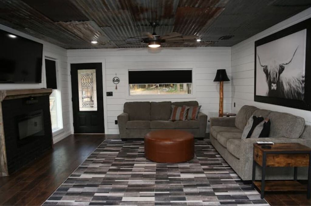 Photo of Livingroom in Palestine