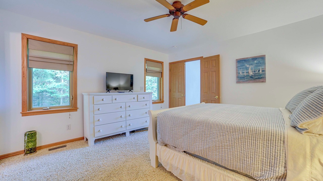 Photo of Bedroom in Rogers City