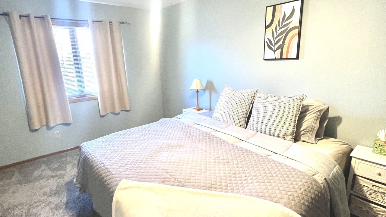Photo of Bedroom in Mankato