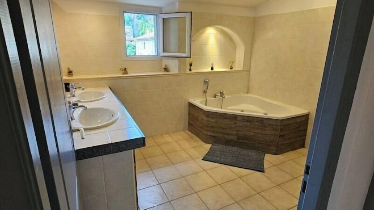 Photo of Bathroom in Cendras