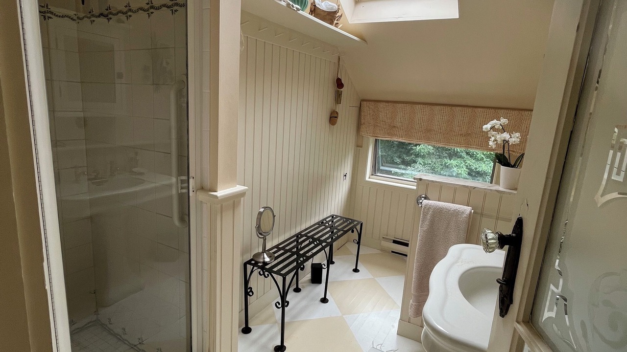 Photo of Bathroom in Saunderstown