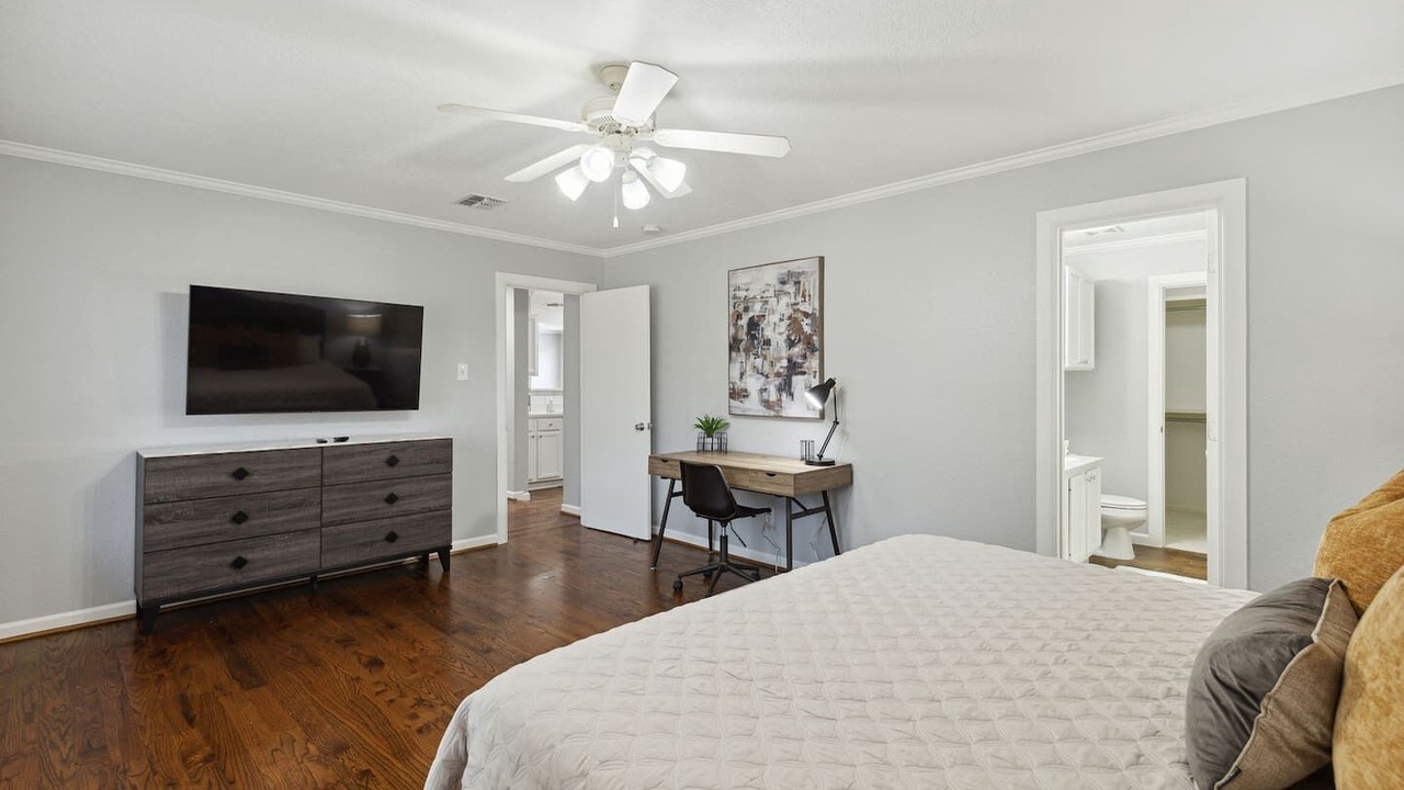 Photo of Bedroom in Elmo
