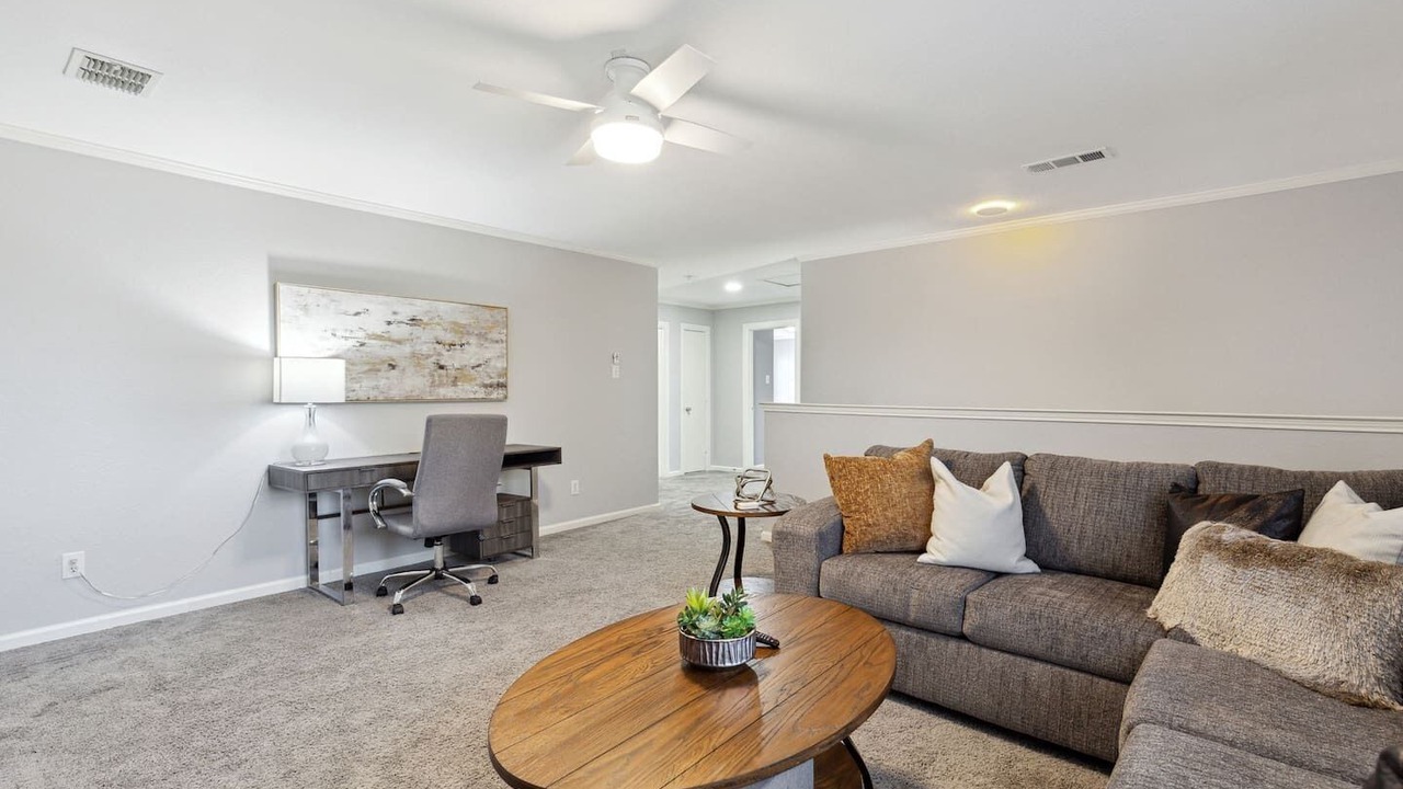 Photo of Livingroom in Elmo
