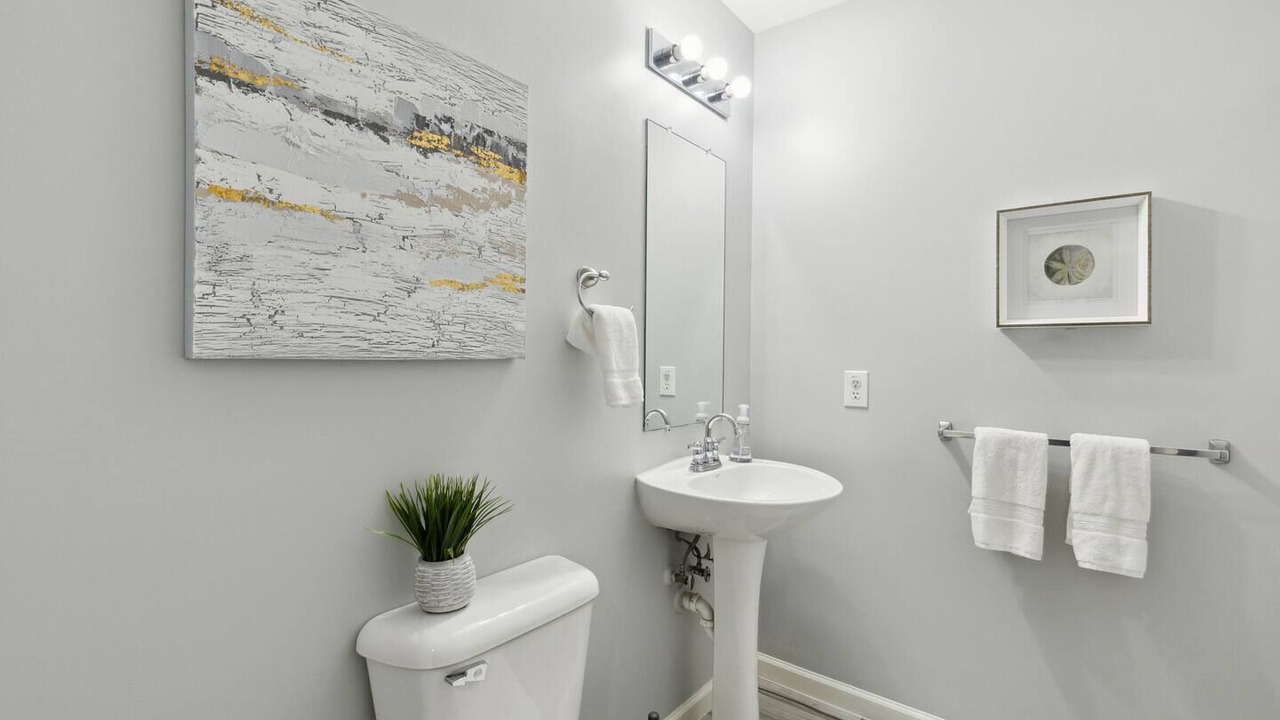 Photo of Bathroom in Elmo