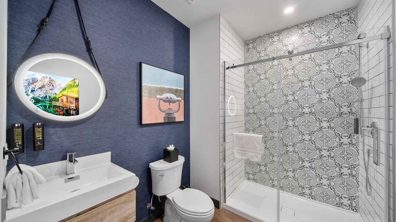 Photo of Bathroom in Niagara Falls