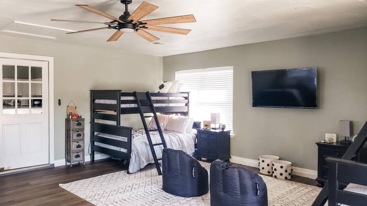 Photo of Bedroom in Hulbert