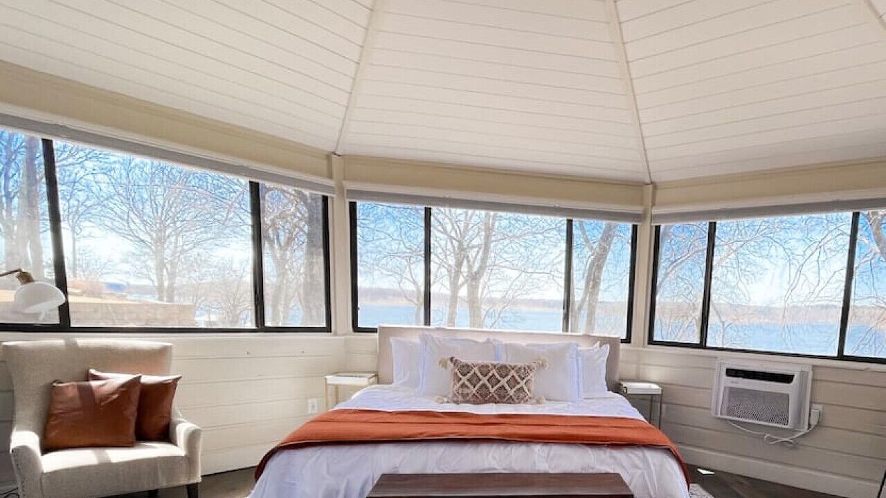 Photo of Bedroom in Hulbert
