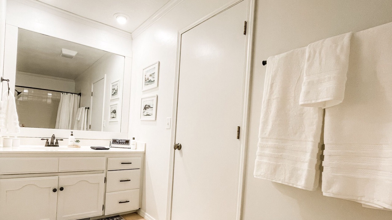 Photo of Bathroom in Hulbert