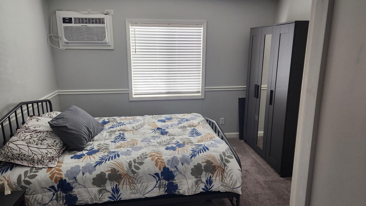 Photo of Bedroom in Blue Springs