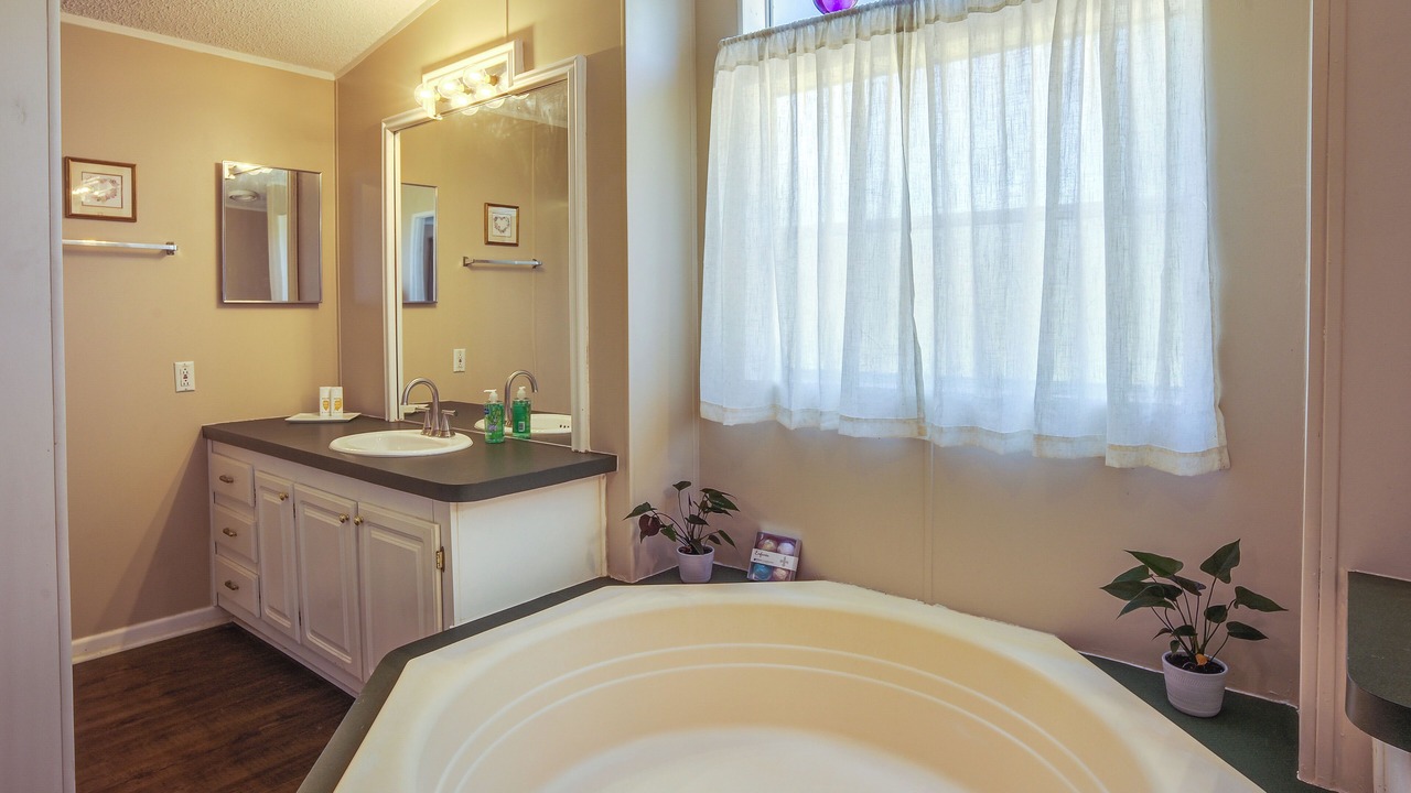 Photo of Bathroom in Normangee